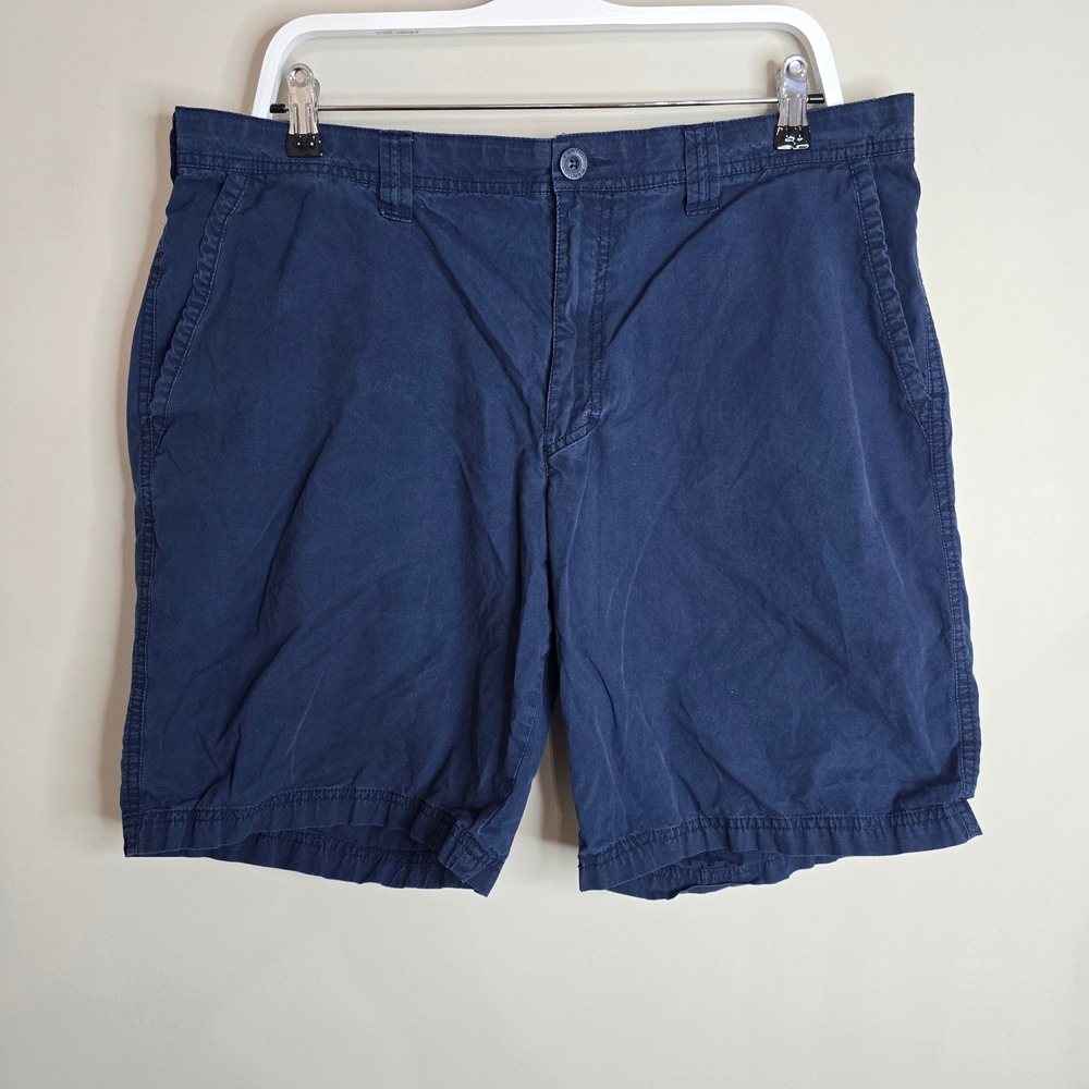 Columbia Mens Navy Blue Cotton Chino Shorts Size 36 Flat Front 10 Inch Inseam